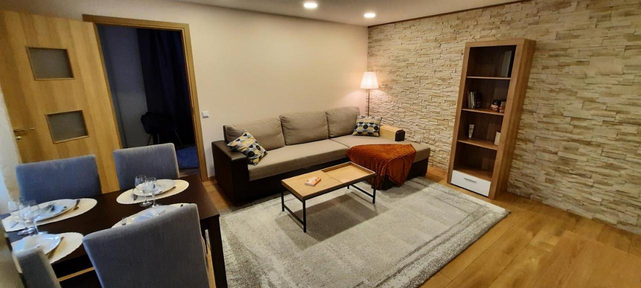 Centrum Bridge Apartment Pärnu Esterno foto